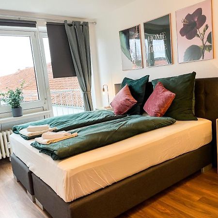 Apartment Fuer 3 Gaeste Kostenlose Parkplaetze Und Lift Hannover Exterior foto